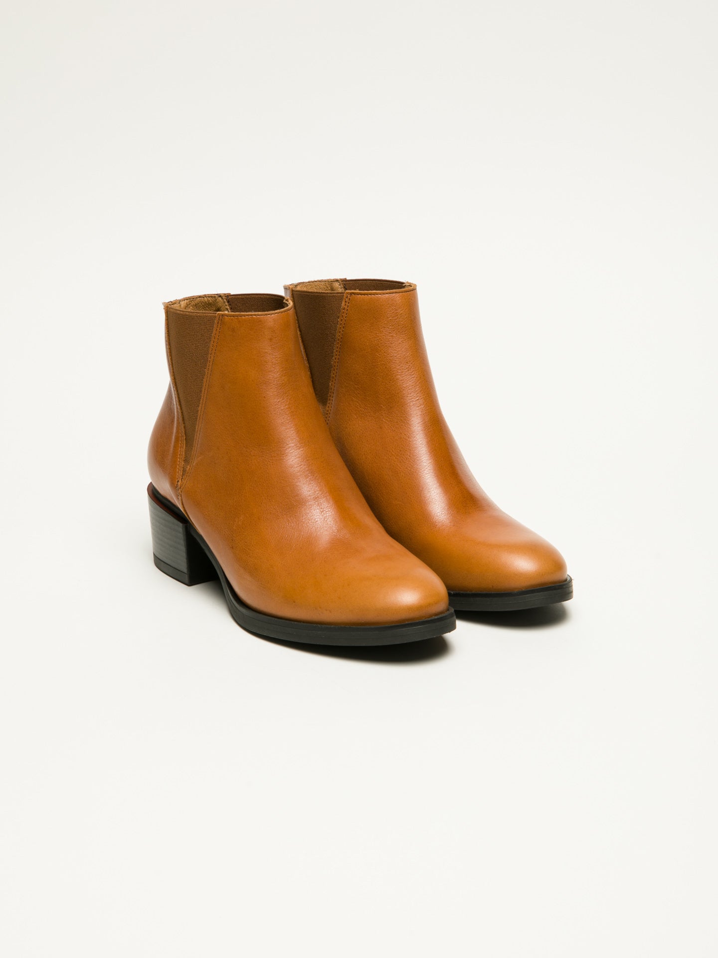 Clay's Botins com Ponta Redonda em Camel